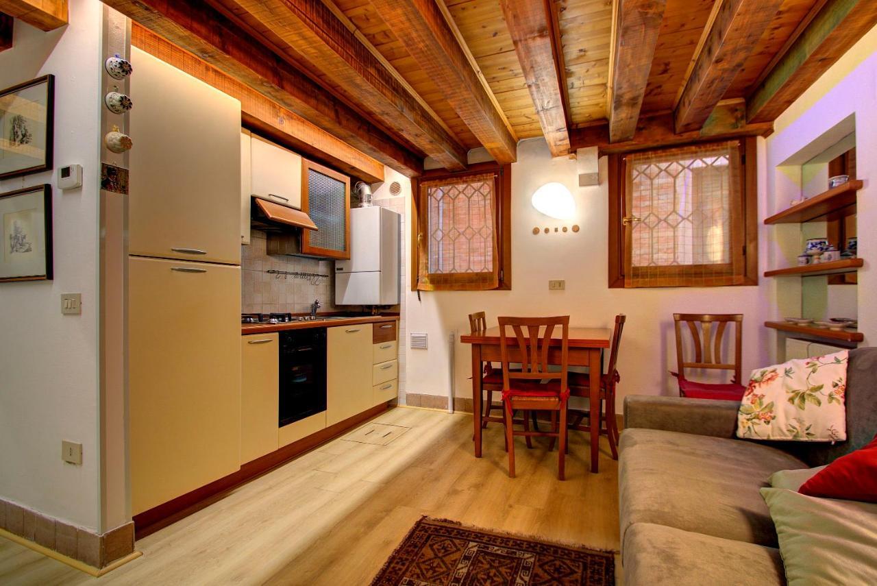 Cruise Harbor Next 4Pax, Mob Aircond, Wifi Veneza Exterior foto